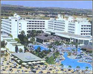 Hotelview: Adams Beach Hotel Cyprus