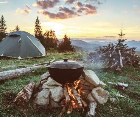 Picnics and Camping: A Match Made in Heaven